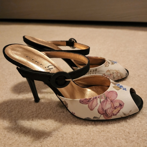 Gibellieri sandals Leather Floral White Black size 35 - Picture 3 of 5